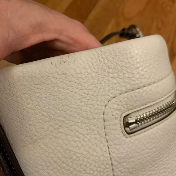 Coach Off White Pebbled Leather Shoulder Bag F10942 - Picture 12 of 15